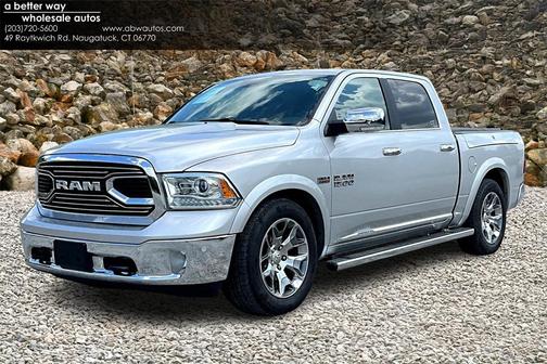 2017 RAM 1500 Limited Crew Cab 4x4 5'7' Box