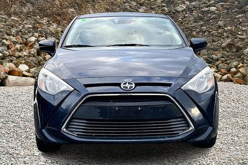 2016 Scion iA Base