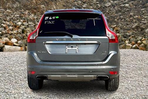 2016 Volvo XC60 T5 Premier