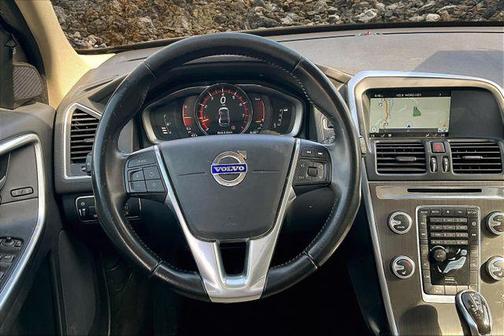 2016 Volvo XC60 T5 Premier