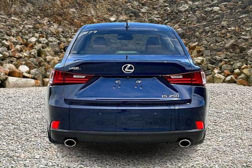 2015 Lexus IS 250 Crafted Line