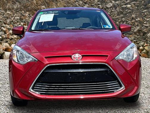 Pulse 2017 Toyota Yaris iA Base