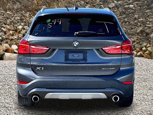 2021 BMW X1 xDrive28i