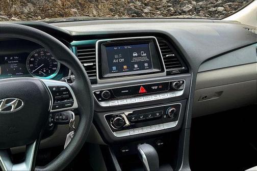 2019 Hyundai SONATA SE
