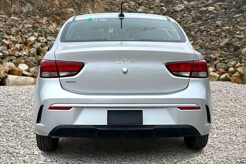 2022 Kia Rio S