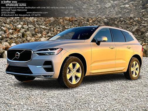 2022 Volvo XC60 B5 Momentum