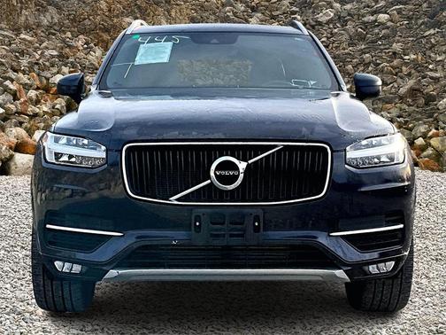 2019 Volvo XC90 T6 Momentum