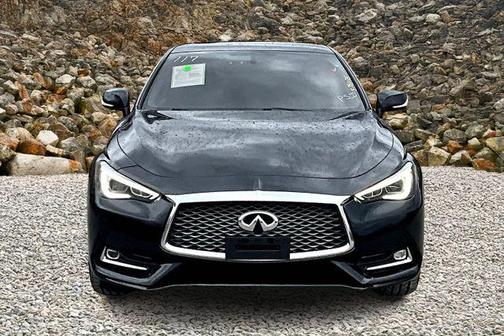 2017 INFINITI Q60 2.0t Premium