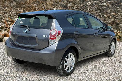 2013 Toyota Prius c Four