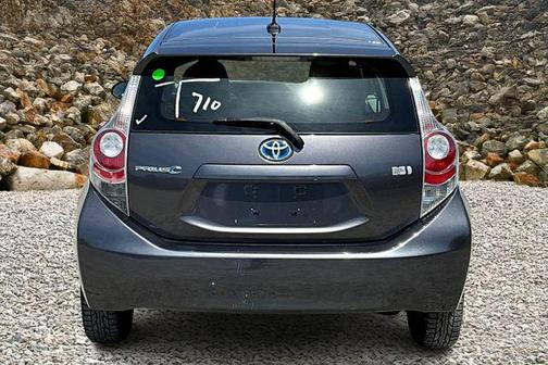 2013 Toyota Prius c Four