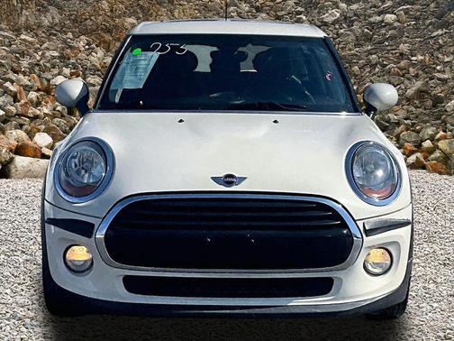 2016 MINI Hardtop Cooper