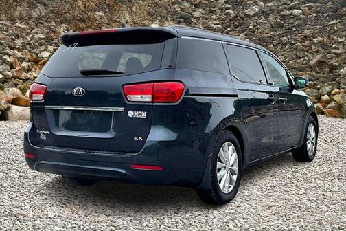 2016 Kia Sedona EX
