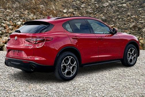 2022 Alfa Romeo Stelvio Sprint