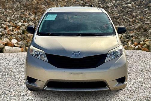 2014 Toyota Sienna L