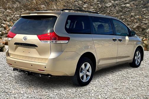 2014 Toyota Sienna L
