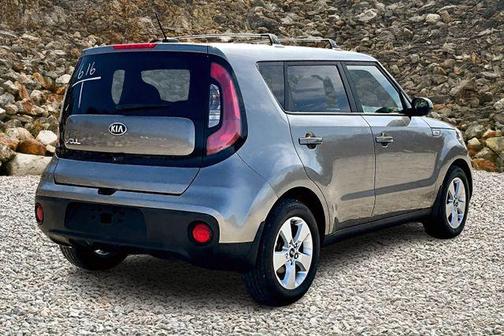 2017 Kia Soul Base