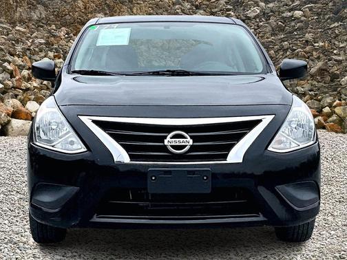 2019 Nissan Versa 1.6 SV