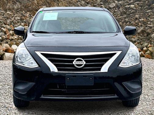 2019 Nissan Versa 1.6 SV