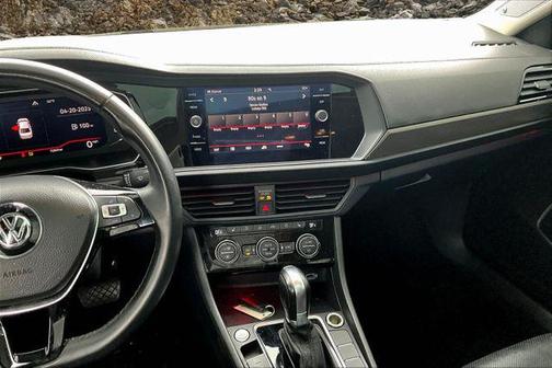 2019 Volkswagen Jetta 1.4T SEL Premium