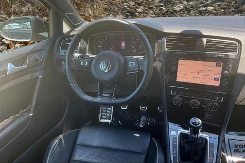 2019 Volkswagen Golf R 2.0T Manual