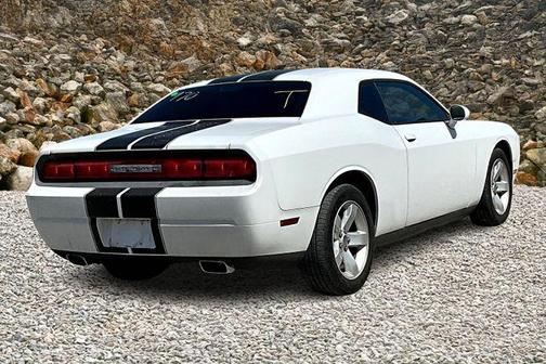 2013 Dodge Challenger SXT