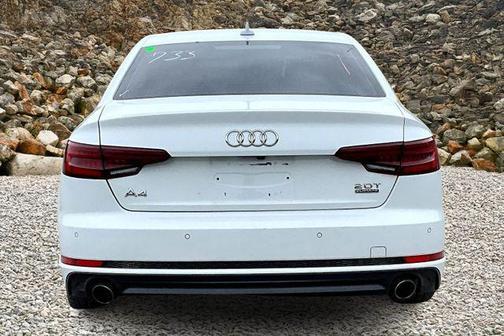 2018 Audi A4 2.0T Premium Plus