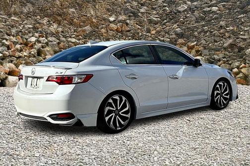 2016 Acura ILX Premium & A-SPEC Packages