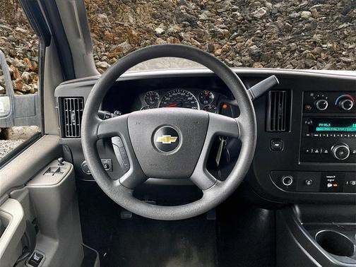 2018 Chevrolet Express 3500 LT