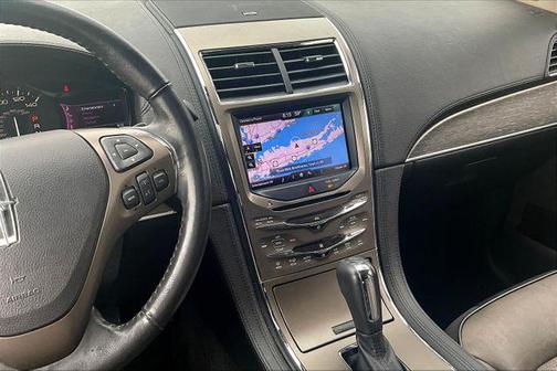 2013 Lincoln MKX Base
