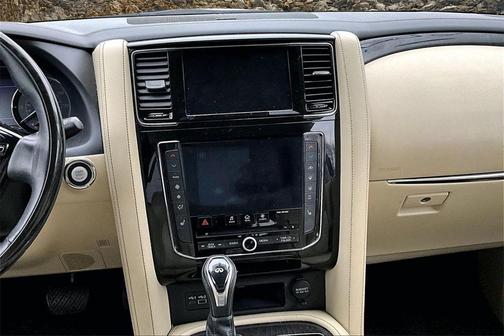 2021 INFINITI QX80 Luxe