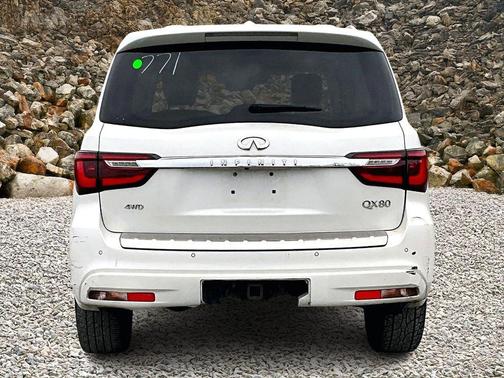 2021 INFINITI QX80 Luxe