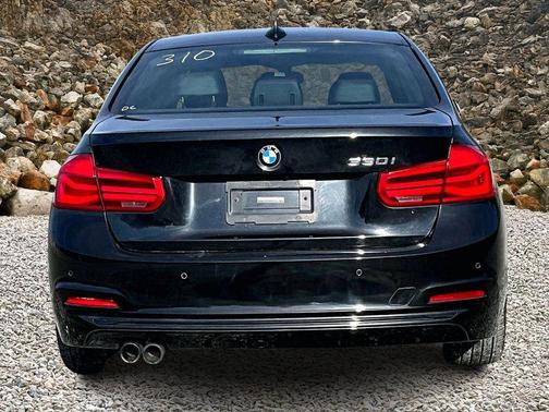 2017 BMW 330 330i