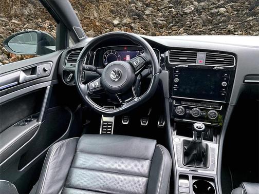 2019 Volkswagen Golf R 2.0T Manual