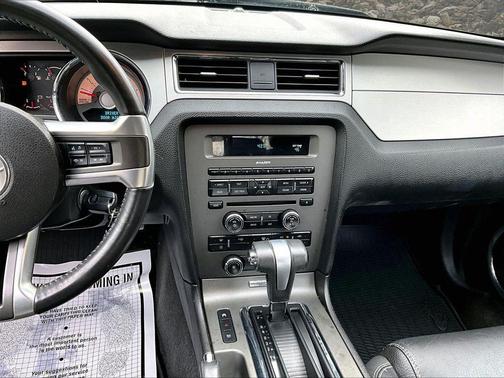 Black 2011 Ford Mustang GT Premium