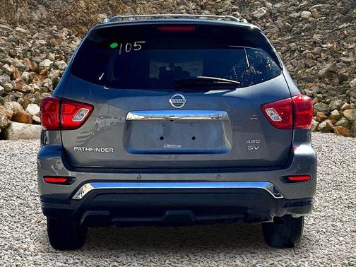 2019 Nissan Pathfinder SV