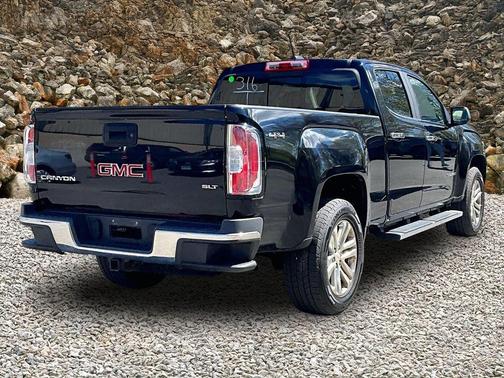 Onyx Black 2016 GMC Canyon SLT