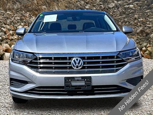 Silver 2020 Volkswagen Jetta 1.4T R-Line