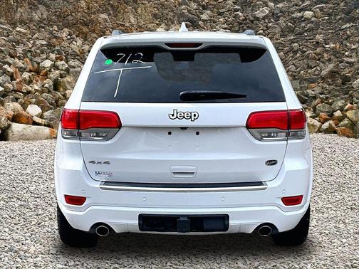 Bright White Clearcoat 2014 Jeep Grand Cherokee Overland