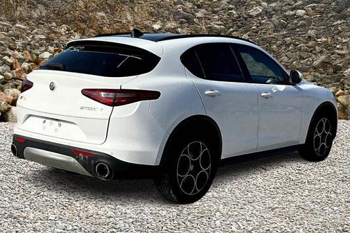 2018 Alfa Romeo Stelvio Sport