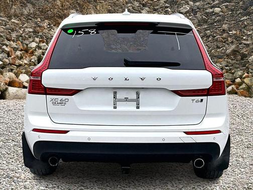 2020 Volvo XC60 T6 Momentum