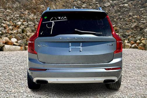 2017 Volvo XC90 T5 Momentum
