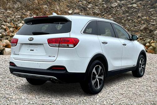 2018 Kia Sorento EX