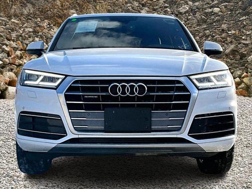 2018 Audi Q5 2.0T Premium Plus