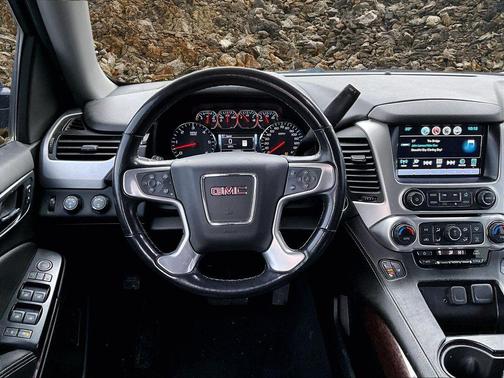 2019 GMC Yukon XL SLT