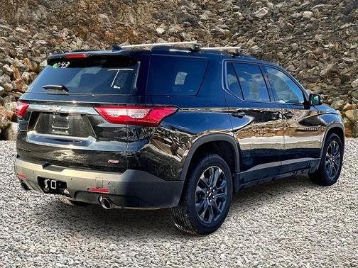 2021 Chevrolet Traverse RS