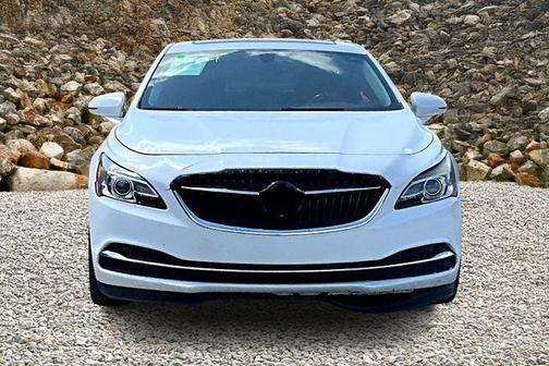 2017 Buick LaCrosse Essence