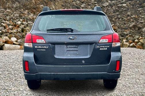 2011 Subaru Outback 2.5i