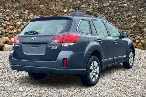 2011 Subaru Outback 2.5i