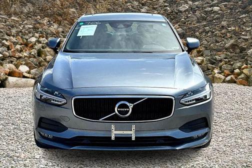 2018 Volvo S90 T5 Momentum
