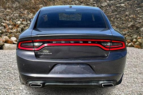 2016 Dodge Charger SE